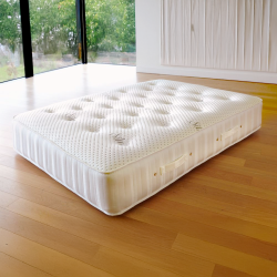 Kensington Bed
